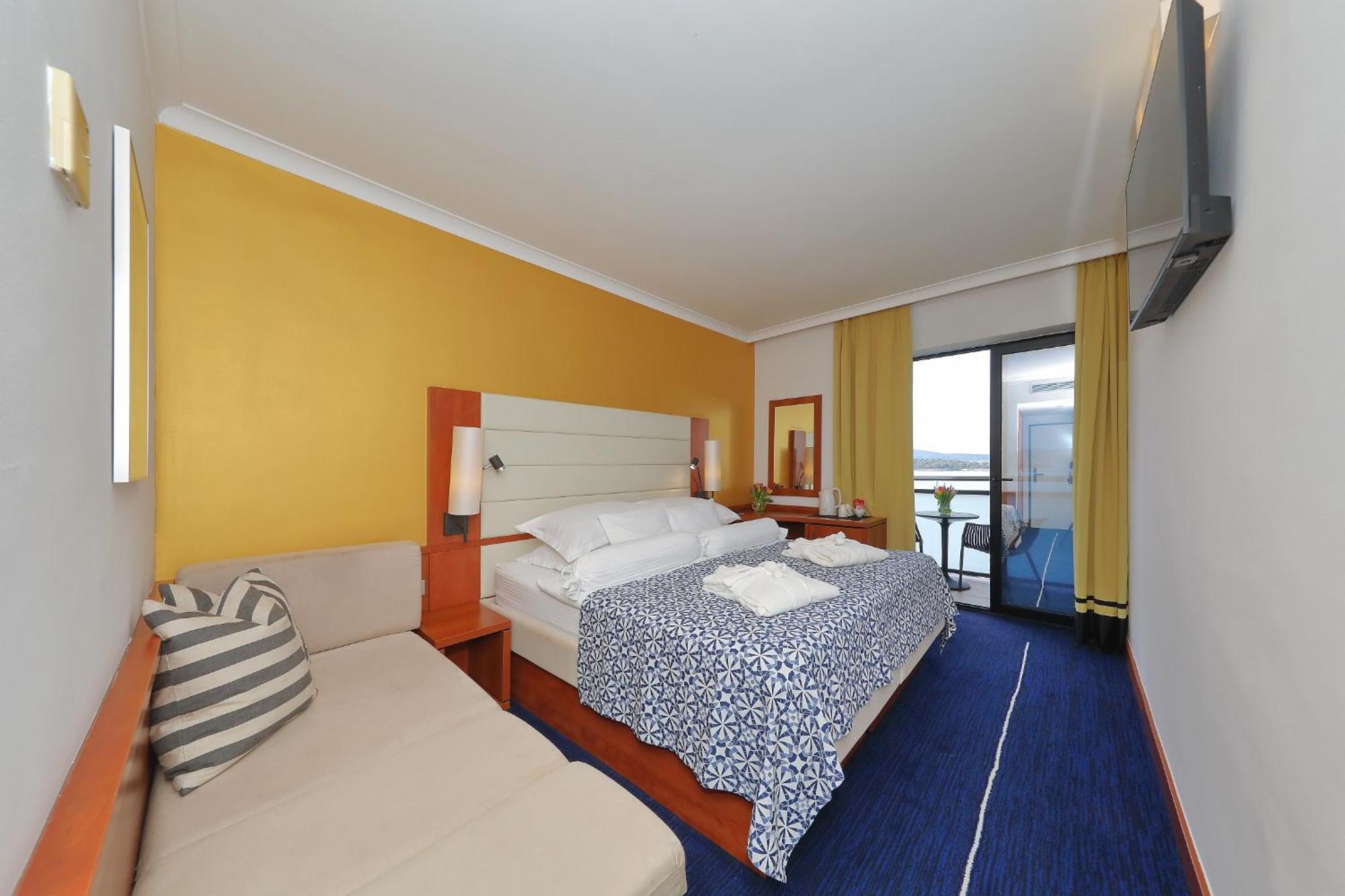 Ilirija Resort Hotel Ilirija Биоград на Мору Екстериор снимка