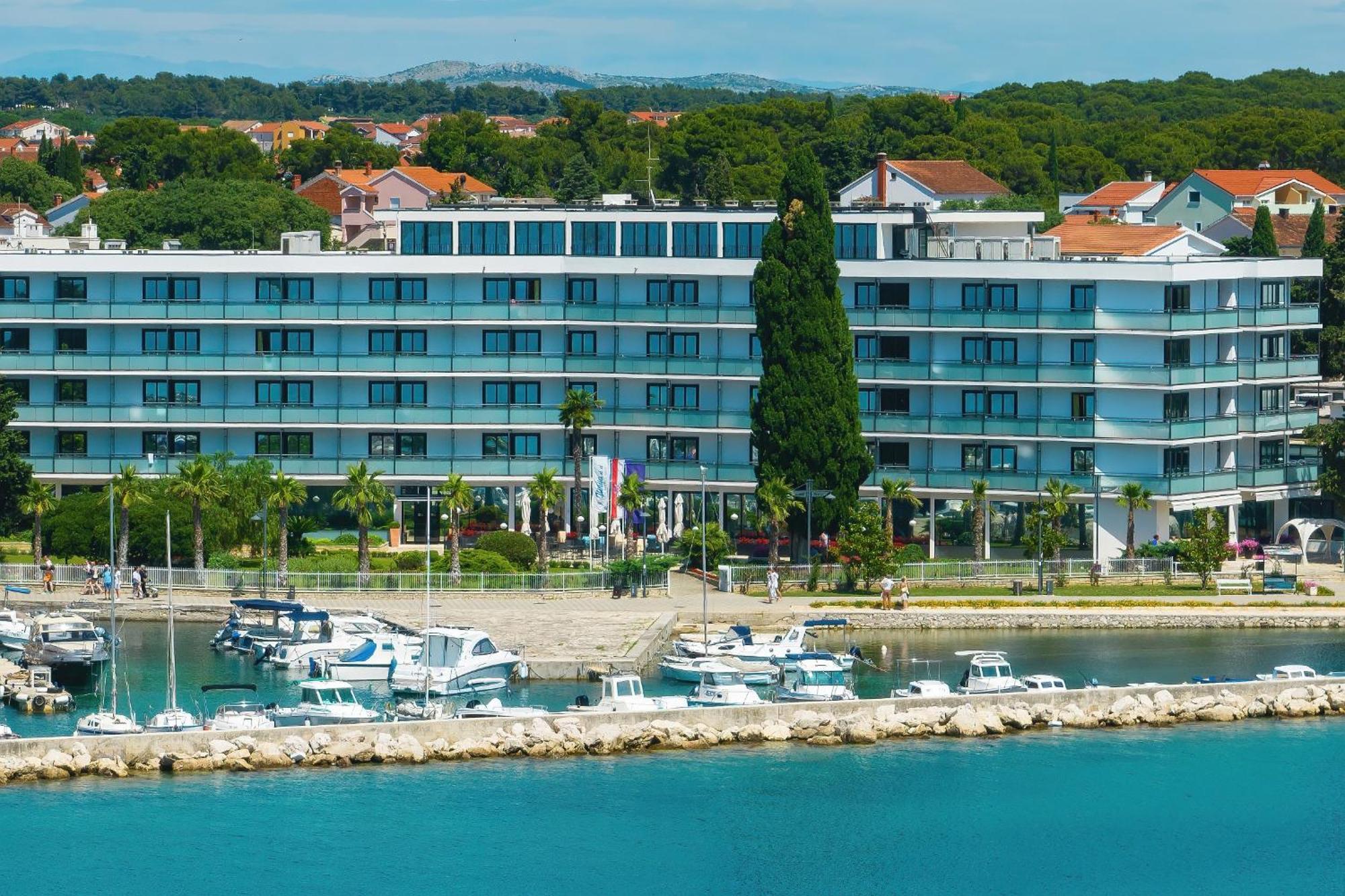 Ilirija Resort Hotel Ilirija Биоград на Мору Екстериор снимка