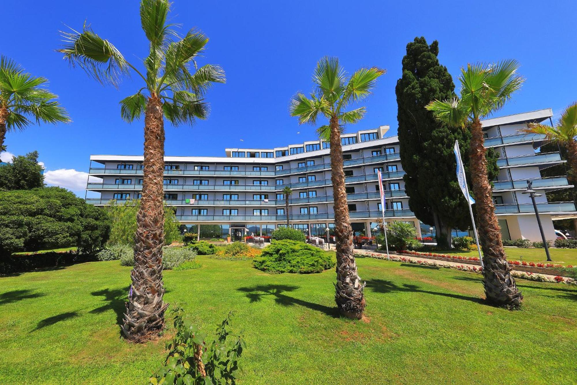 Ilirija Resort Hotel Ilirija Биоград на Мору Екстериор снимка